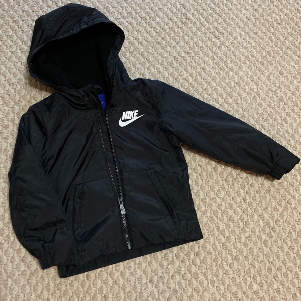 Nike Boys Jacket in 4T